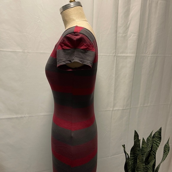 Low back maxi dress - Picture 5 of 7